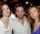 Justine Lévy, Patrick Mille et Sylvie Testud, à l'occasion de l'inauguration de la boutique Mini, à Paris, le 30 juin 2010.