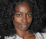 La ravissante Aïssa Maïga, à l'occasion de l'inauguration de la boutique Mini, à Paris, le 30 juin 2010.
