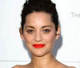 Marion Cotillard, actuellement en tournage de  Minuit à Paris , à Paris, le 5 juillet.