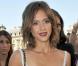 Jessica Alba à son arrivée au défilé Haute Couture Valentino le 7 juillet 2007 à Paris