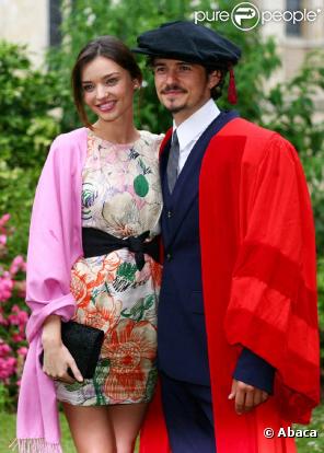 Miranda Kerr et Orlando Bloom décoré et honoré par l'Université de Kent, à la cathédrale de Canterbury, le 13 juillet 2010.