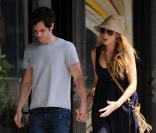 Blake Lively et Penn Badgley en amoureux à New York, le 12 juillet 2010