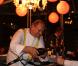 Joël Robuchon s'affaire pour le Dinner in the Sky avec le champagne G. H. Mumm à Monaco le 12 juillet 2010