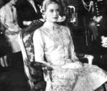 Le prince Rainier et Grace Kelly le jour de leur mariage civil, le 18 avril 1956