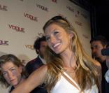 Le top brésilien Gisele Bundchen a bien mis en valeur les lunettes Vogue !