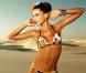 La belle Raica Oliveira pour la collection 2010 des maillots de bains de chez Banco de Areia.
