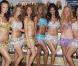 De jolies filles à l'occasion d'une fête donnée par Flavio Briatore à Porto Cervo, en Sardaigne, le 31 juillet 2010.