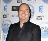 L'animateur Sébastien Cauet raconte dans le  Parisien  qu'il a été victime d'un accident de bateau, une explosion de l'embarcation qui aurait pu lui être fatale.