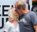 Kelsey Grammer : Pas encore divorcé, il multiplie les élans de tendresse avec sa jeune compagne, enceinte !