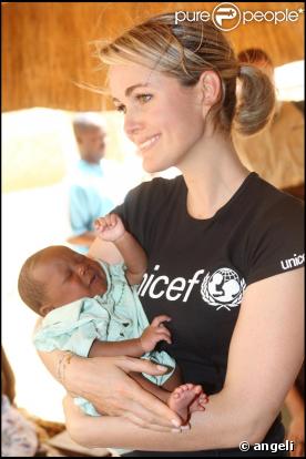 Laeticia Hallyday au Burkina Faso pour l'Unicef