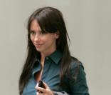 Jennifer Love Hewitt quitte le plateau de tournage de la série  Law and Order : Special Victims Unit , le lundi 16 août à New York.