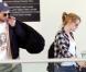 Robert Pattinson et Kristen Stewart à l'aéroport de Los Angeles le 17 août 2010