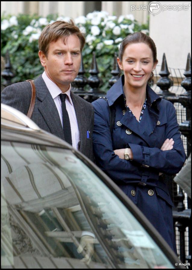 Ewan McGregor et Emily Blunt sur le tournage de Salmon Fishing in the Yemen à Londres le 18 août 2010 