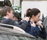 Ewan McGregor et Emily Blunt sur le tournage de Salmon Fishing in the Yemen à Londres le 18 août 2010 