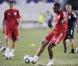 Thierry Henry, transféré aux New York Red Bulls en juillet 2010, perçoit aux Etats-Unis un salaire de 4,35 millions d'euros. Il est le 2e joueur le mieux payé de la MLS derrière David Beckham.