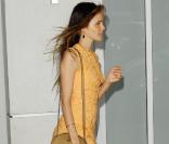 Isabel Lucas à Los Angeles, le 27 août 2010