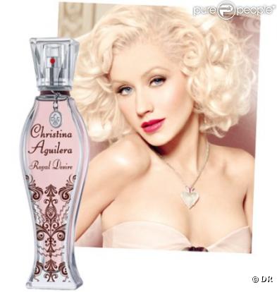 Christina Aguilera dans la campagne de pub de son nouveau parfum Royal Desire