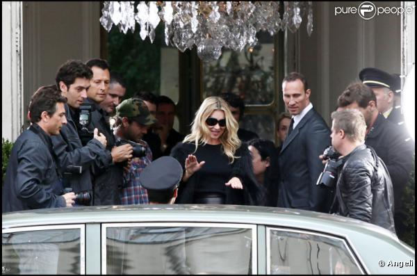 Kate Moss sur un tournage mystérieux à Paris le 1er octobre 2010 