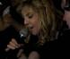 Quand Courtney Love chante du Lady Gaga devant Justin Timberlake... C'est fou !