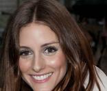 Olivia Palermo se rendant au défilé Valentino à Paris, le 5 octobre 2010