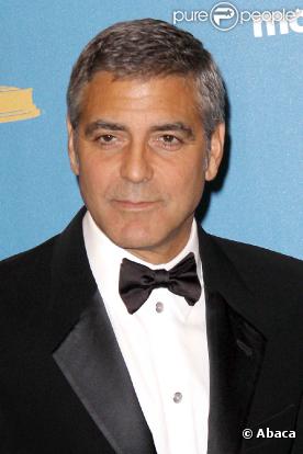 La star hollywoodienne George Clooney s'investit une fois encore pour des causes humanitaires, en l'occurence le Sud-Soudan, où il s'est rendu en octobre 2010.