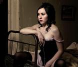 Déborah Grall : "Depuis que je suis amoureuse, je me suis un peu posée..."