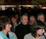 Messe Souvenir à la mémoire d'Yves Mourousi, le 7/04/08 : Sophie Mourousi soutenue par Bertrand Delanoë