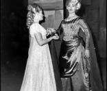 Joan Sutherland dans 