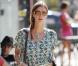 Nicky Hilton profite du soleil de Los Angeles pour arborer un look neo pocahontas qu'on adore. Un peu de fraîcheur en ce mois d'octobre
