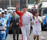 David Douillet, porteur de la flamme olympique