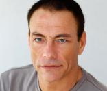 Jean-Claude Van Damme pose durant le 63ème festival de Cannes en mai 2010 