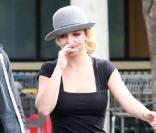 Britney Spears en promenade à Calabasas, le 19 octobre 2010