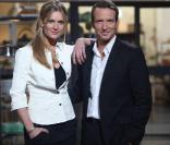 Sandrine Corman et Stéphane Rotenberg animaient la première saison de Top Chef. La belle blonde sera remplacée par Agathe Lecaron à partir de la prochaine saison.