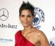 Halle Berry, à l'occasion du 32e Carousel of Hope Ball, au Beverly Hilton de Los Angeles, le 23 octobre 2010.  