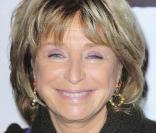 Danièle Thompson, à l'occasion de l'avant-première de  L'homme qui voulait vivre sa vie , dans l'enceinte du Gaumont Marignan, sur les Champs-Elysées, à Paris, le 28 octobre 2010.