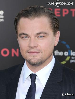 Leonardo DiCaprio vient d'acquérir les droits du roman  The Devil in the White City , et en incarnera sans doute le rôle principal, celui d'un serial killer. 
