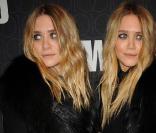 Ashley et Mary-Kate Olsen lors de la soirée WWD à Los Angeles le 2 novembre 2010