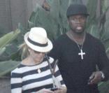50 Cent et Chelsea Handler sortent d\'un restaurant ensemble, à Los Angeles le 31 octobre 2010