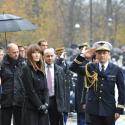 Carla Bruni : Total look noir et carton plein pour la Première dame !