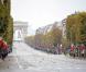 Carla Bruni lors des commémorations du 11 novembre à Paris, au pied de la statue de Georges Clemenceau.