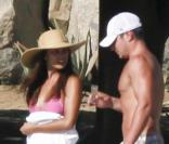 Vanessa Minnillo et Nick Lachey fêtent leurs fiançailles à Mexico. Novembre 2010