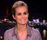 Laeticia Hallyday sur le plateau de Claire Chazal, TF1, le 28 novembre 2010