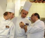 Gwendal Peizerat, Serge Dupire et Philippe Da Silva lors de la 14ème édition de la soirée La toque et les Sportifs, avec le chef Philippe Da Silva aux Gorges de Pennafort à Callas dans le Var en novembre 2010<br />