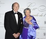 Anne-Aymone et Valéry Giscard d\'Estaing à la 18e Nuit de l\'Enfance, au Château de Versailles, le 6 décembre.