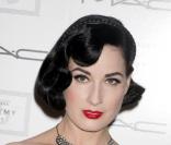 Dita Von Teese pour la promotion de la collection Viva Glam, à New York, le 18 avril 2008.