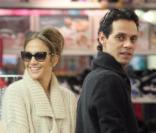 Jennifer Lopez et Marc Anthony font du shopping à Hollywood, le 22 décembre 2010.