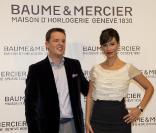 Alain Zimmermann et Mathilda May lors de la Garden Party Baume & Mercier à Genève