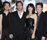 Guillaume Canet, Gilles Lellouche, Marion Cotillard et Francois Cluzet pour la première des Petits Mouchoirs à Paris en octobre 2010 