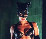 Des images de  Catwoman , sorti en 2003, avec Halle Berry.