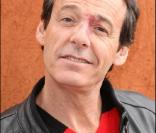 La bonne humeur de Jean-Luc Reichmann semble le protéger du temps qui passe.  